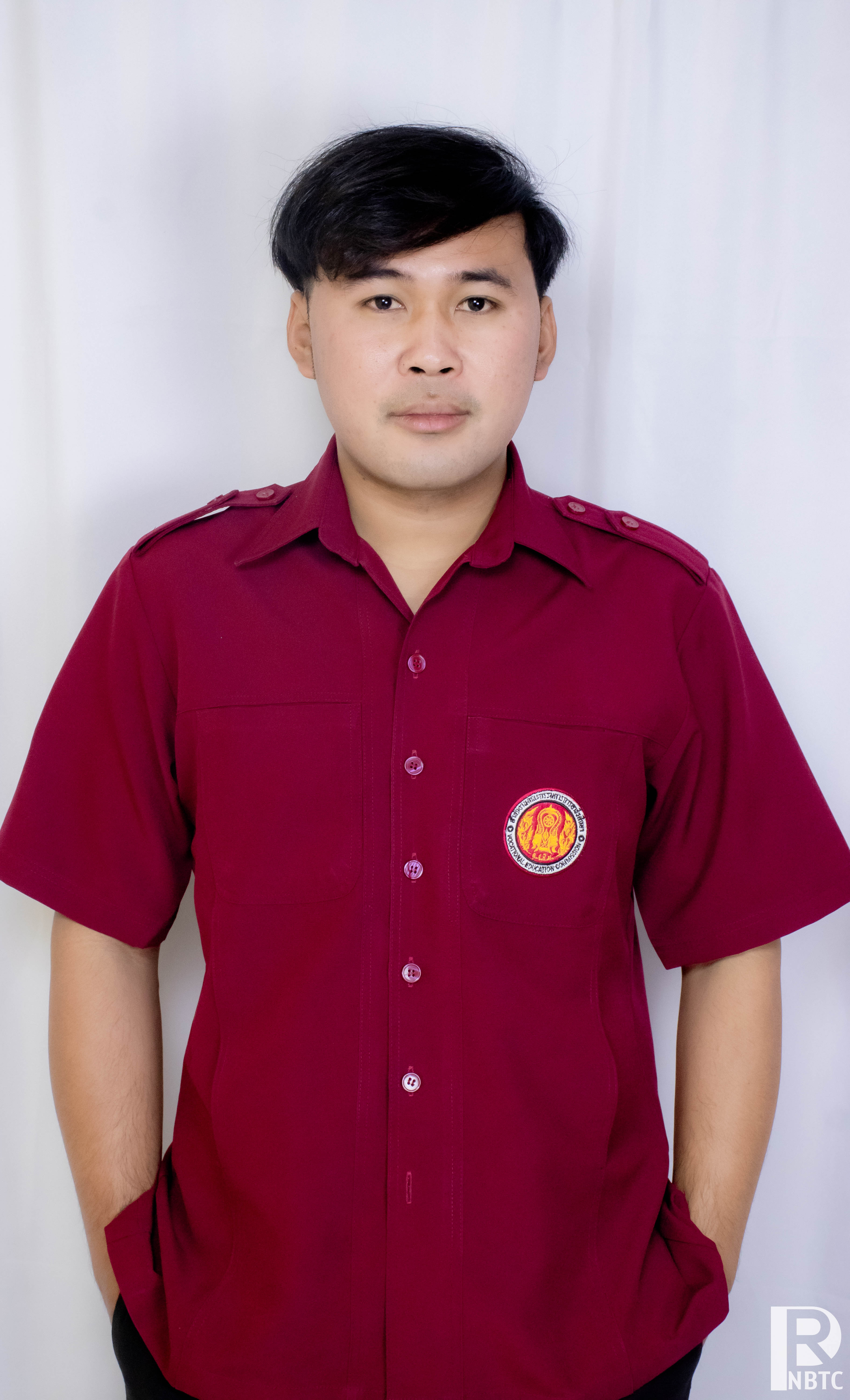 นายสุวิทย์ กมลคร